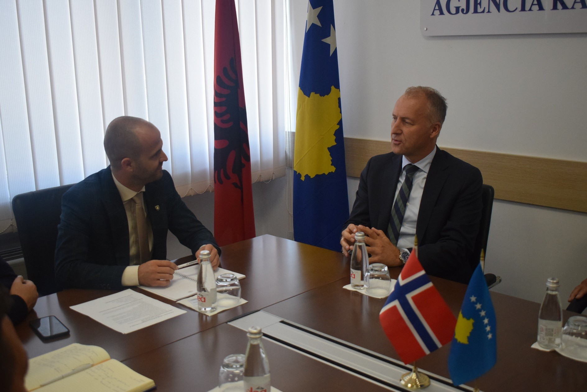 Ambasadori norvegjez viziton Agjencinë Kadastrale të Kosovës
