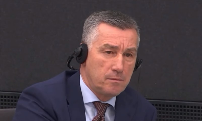 Sot para Gjykatës Speciale mbahet paraqitja e parë e Kadri Veselit