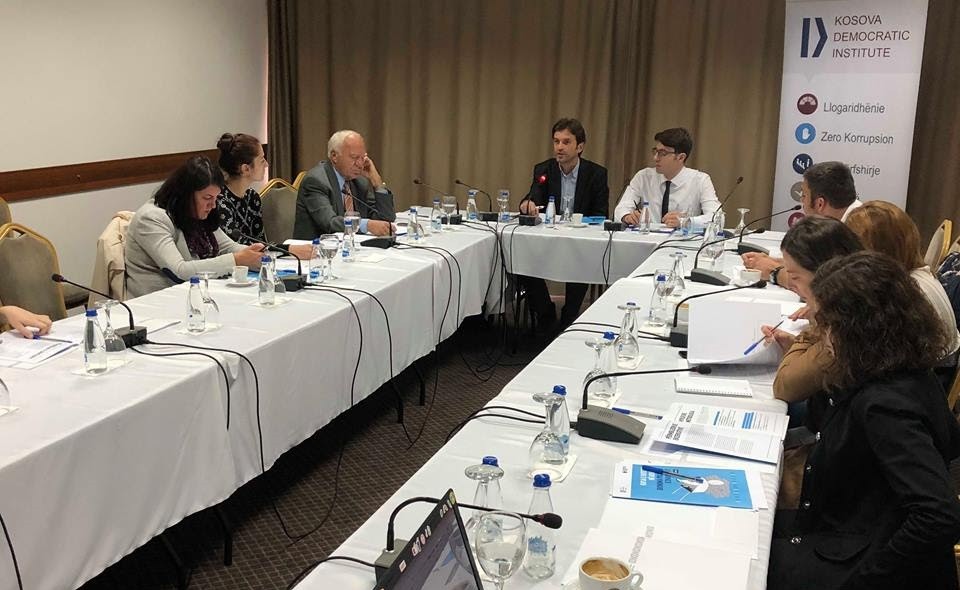 Kapja e shtetit të Kosovës përmes “ekonomisë politike të zhavorrit”