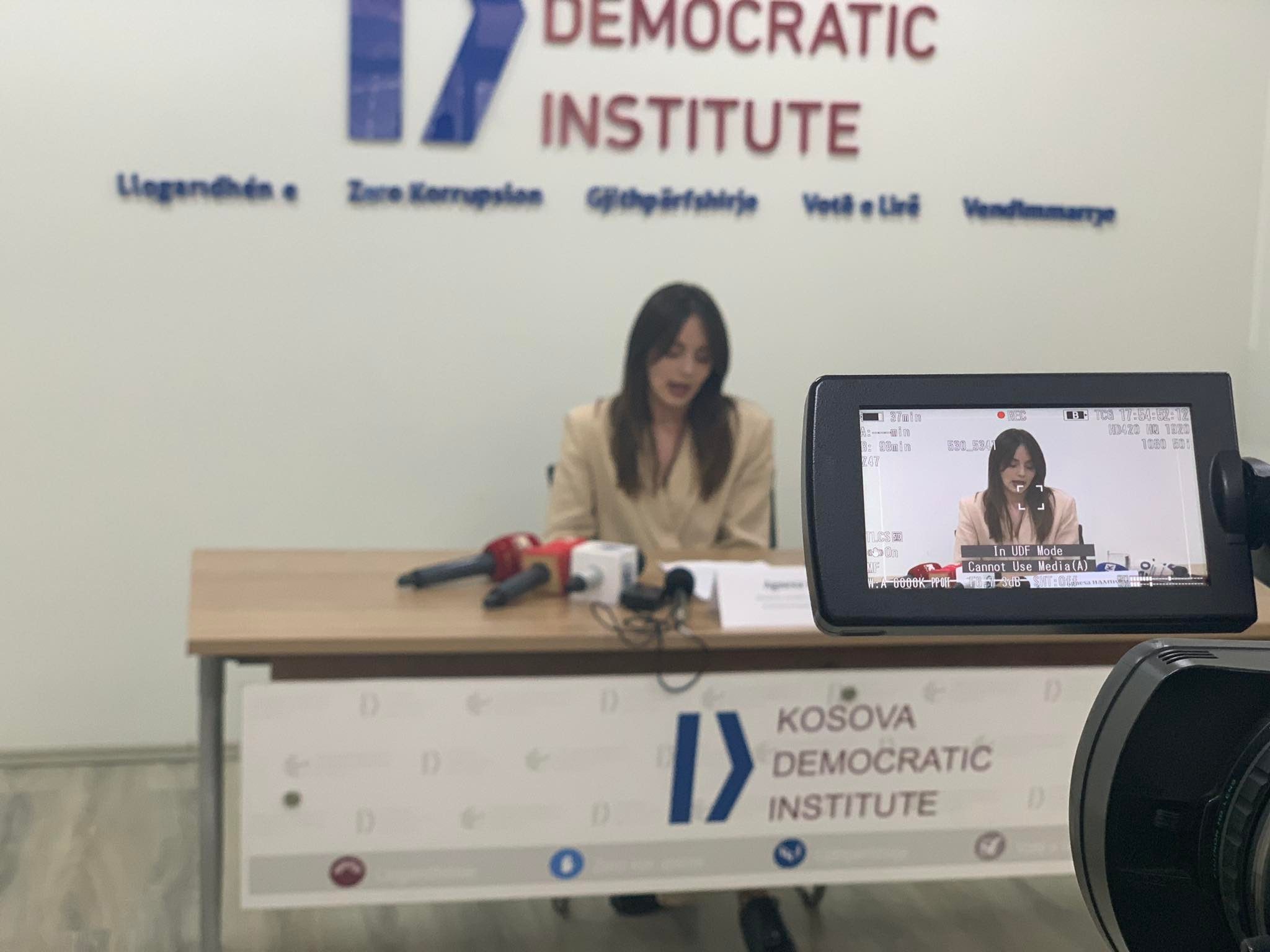 KDI prezanton analizën për Projektligjin për Paga në sektorin publik