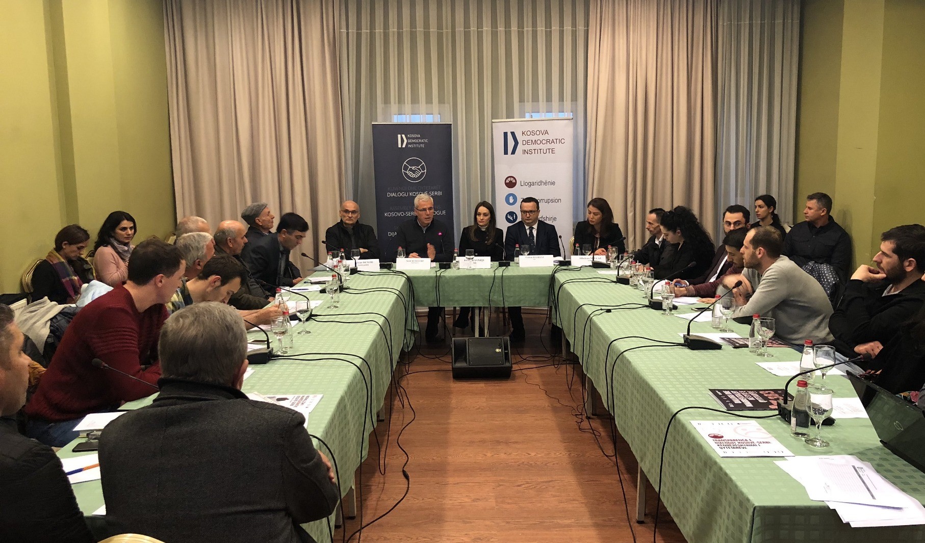 Qytetarët të pakënaqur me mungesën e transparencës në dialogun Kosovë-Serbi