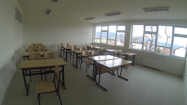 Moti nuk ka qenë i papërshtatshëm për të mos u mbajtur mësimi