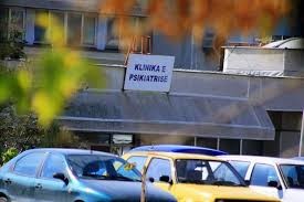 Hapet ekspozitae pikturave të pacientëve të Klinikes Psikiatrike