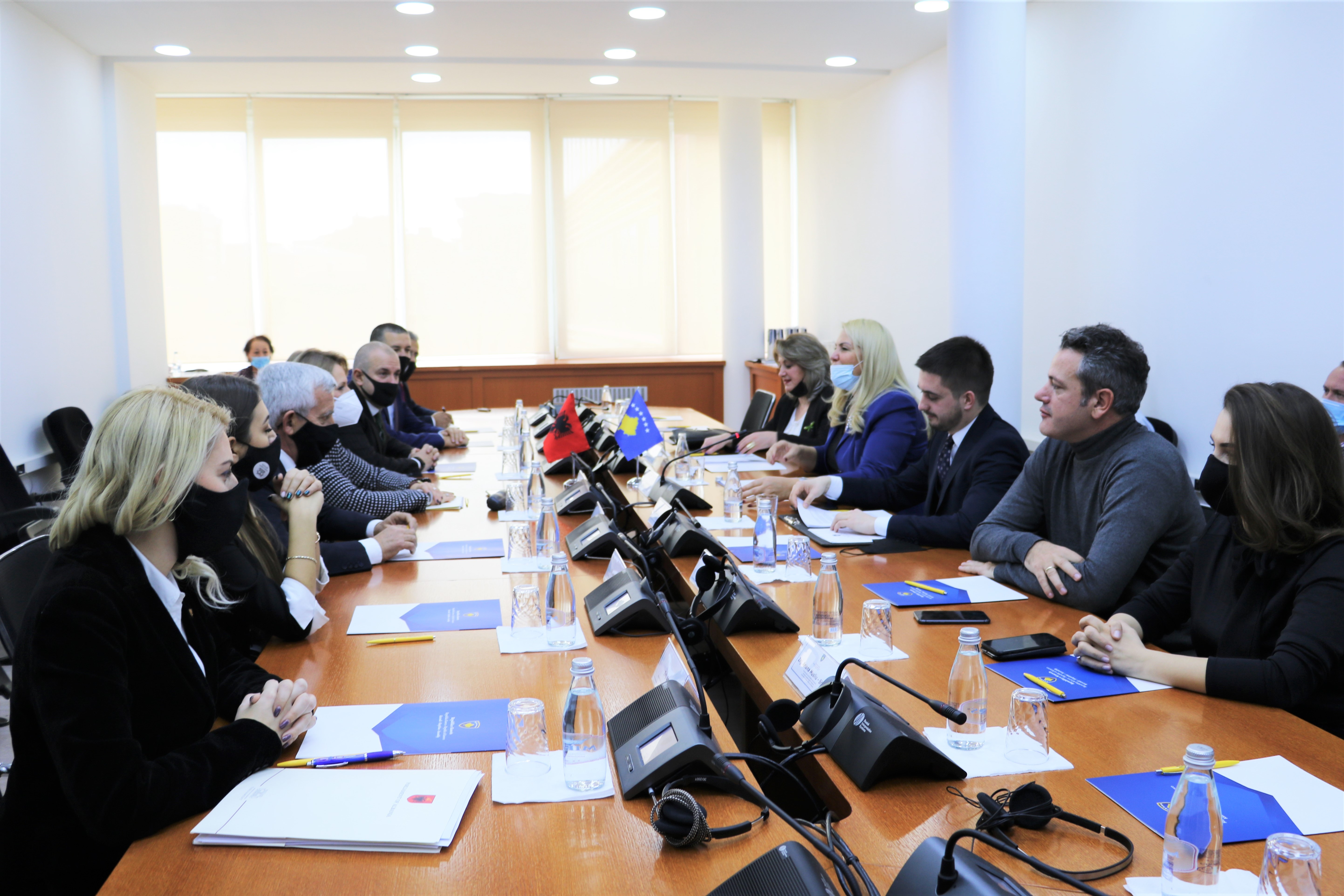 Kosova dhe Shqipëria diskutojnë për zbatimin e marrëveshjeve të arritura    
