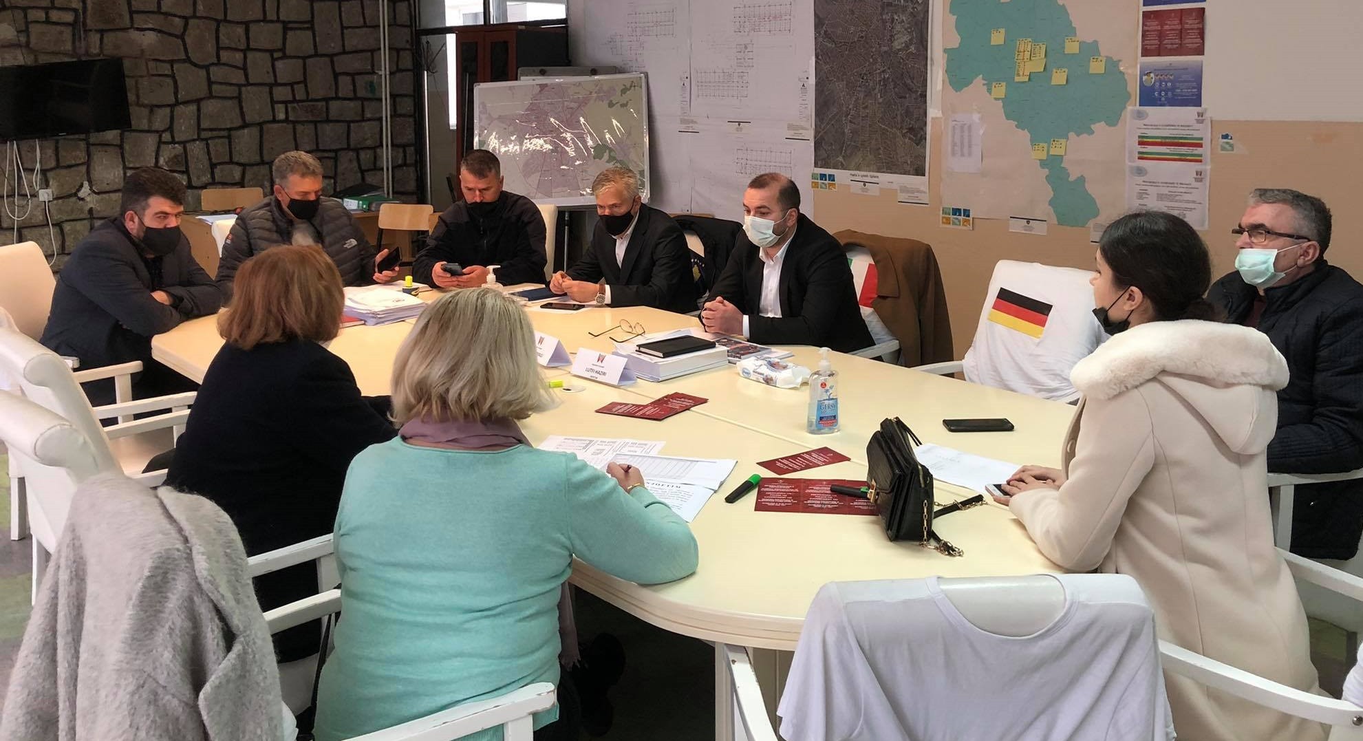 Numri i rasteve aktive me COVID-19 në Gjilan bie në 96