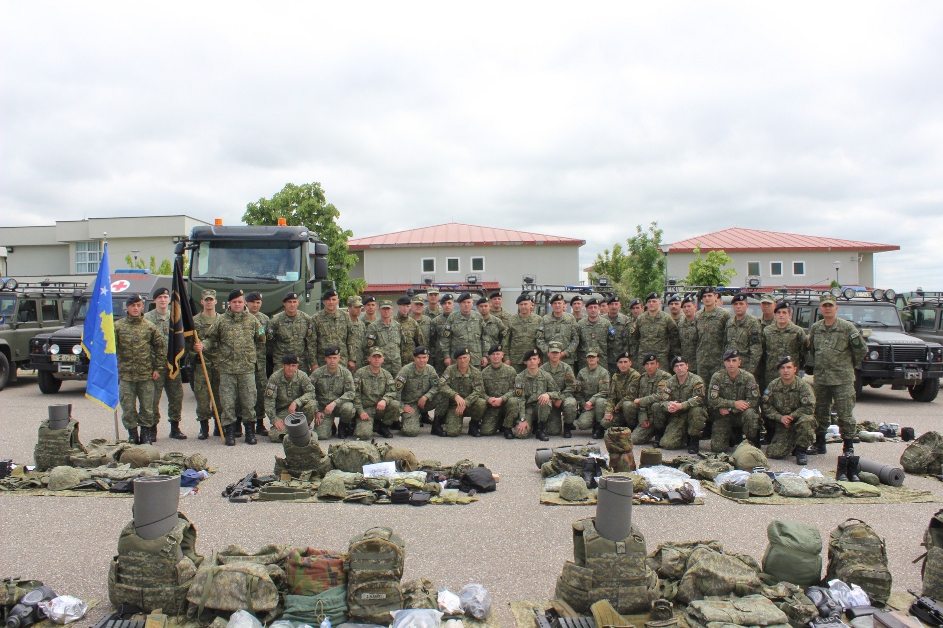 Kontingjenti i Forcës së Sigurisë së Kosovës niset në ushtrimin e NATO-s