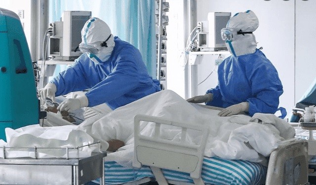 Bie numri i të hospitalizuarve me koronavirus