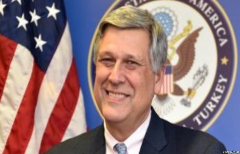 Trump emëron diplomatin Philip Kosnett ambasador në Kosovë