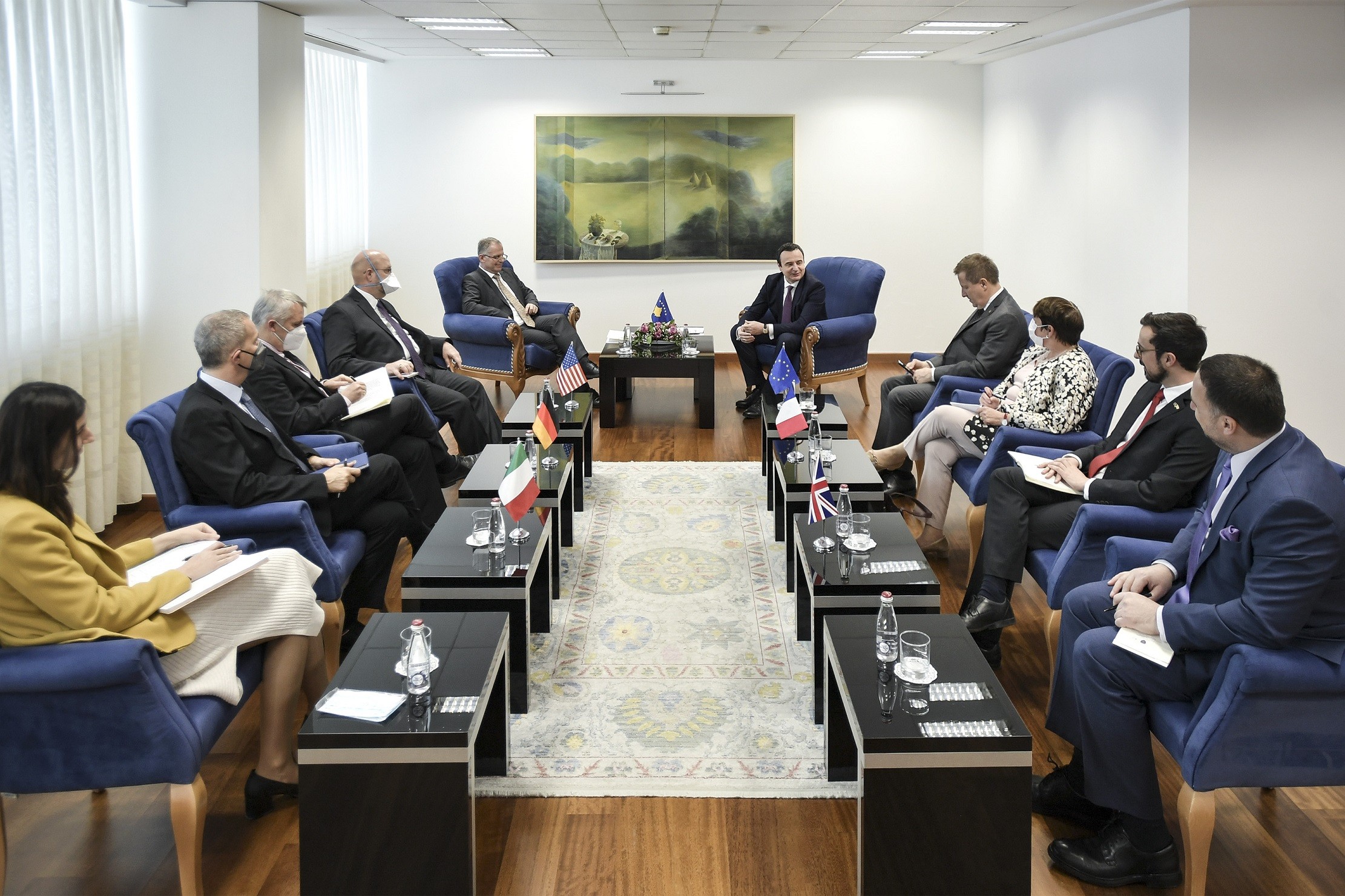Kurti dhe ambasadorët Quint-it bashkërendojnë qëndrimet kundrejt Rusisë