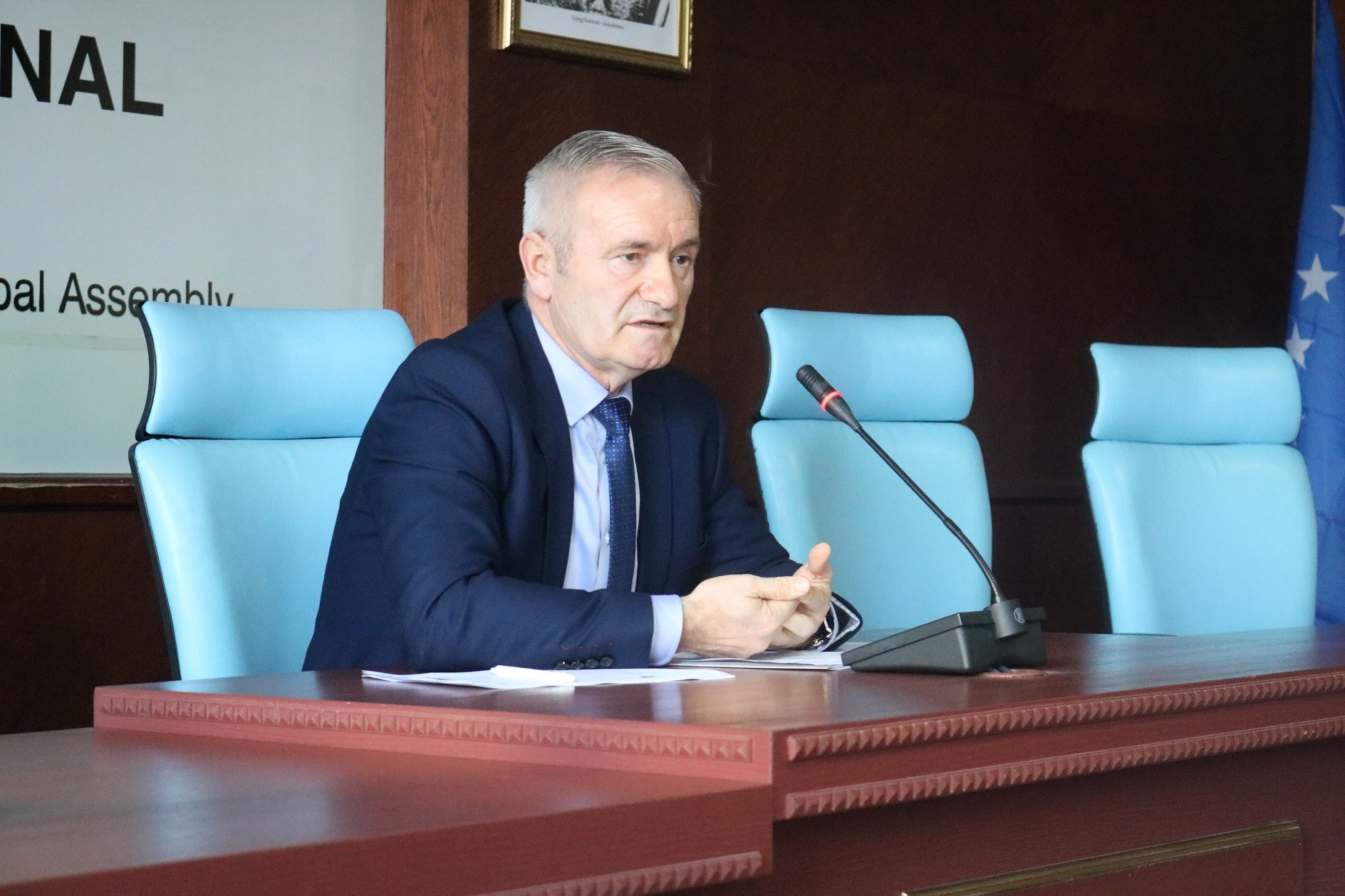 Kryetari Elezaj mbajt takim publik me qytetarë
