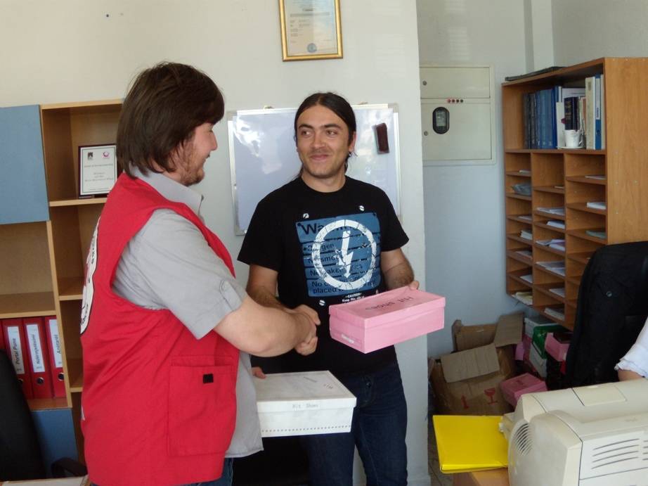 Idea Consulting dhuron donacion për Kryqin e Kuq të Kosovës