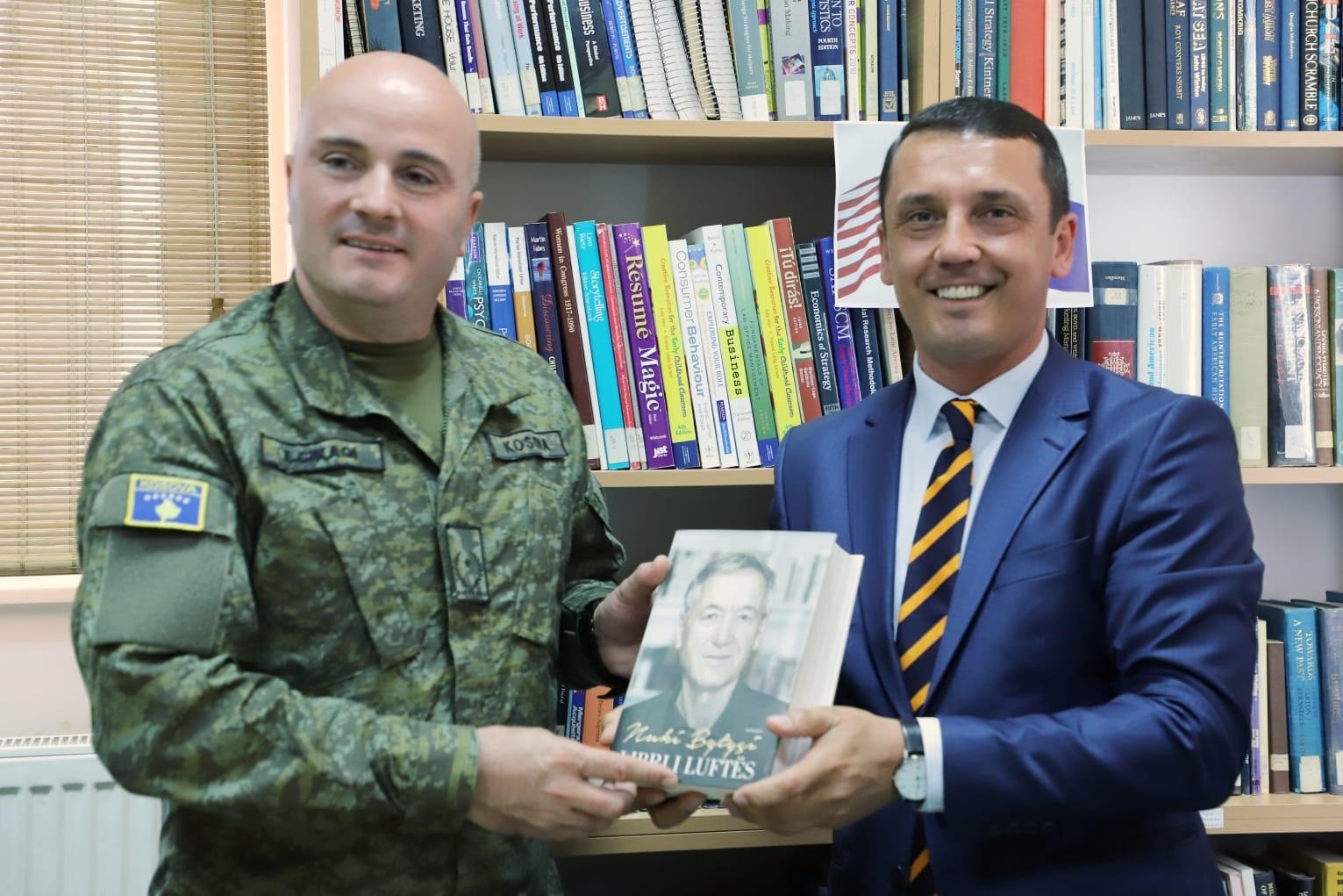 135 tituj librash të blera nga MKRS-ja donacion për FSK-në