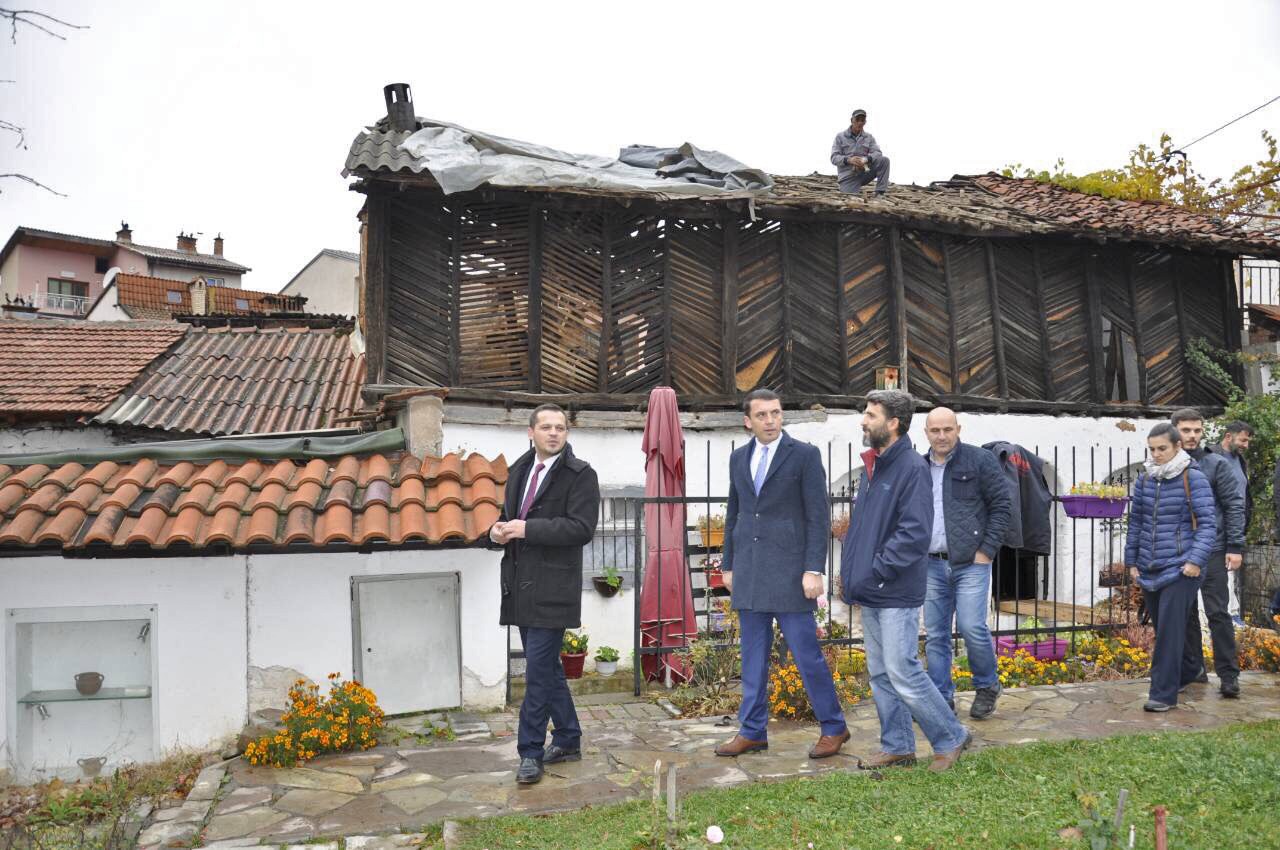 Përurohen disa monumente të trashëgimisë në Prizren