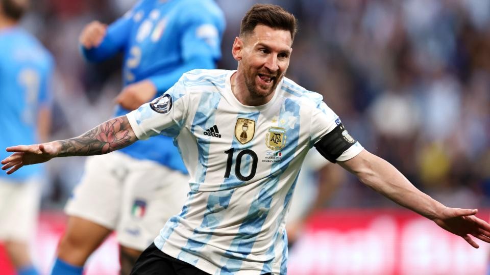 Messi u bë lojtari i parë argjentinas që arrin 100 fitore me kombëtaren
