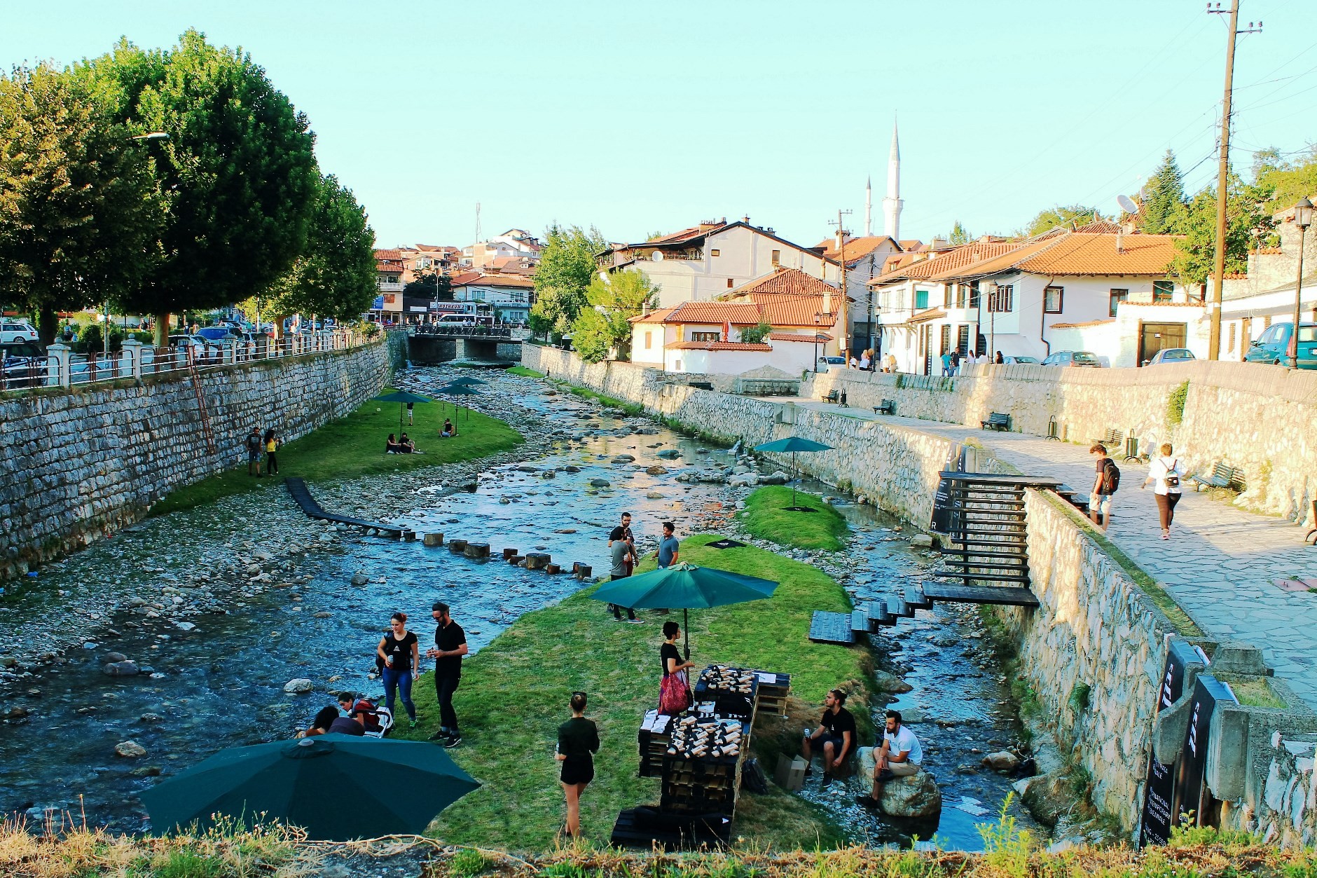 Performanca në lumë për më shumë hapësira të gjelbëruara