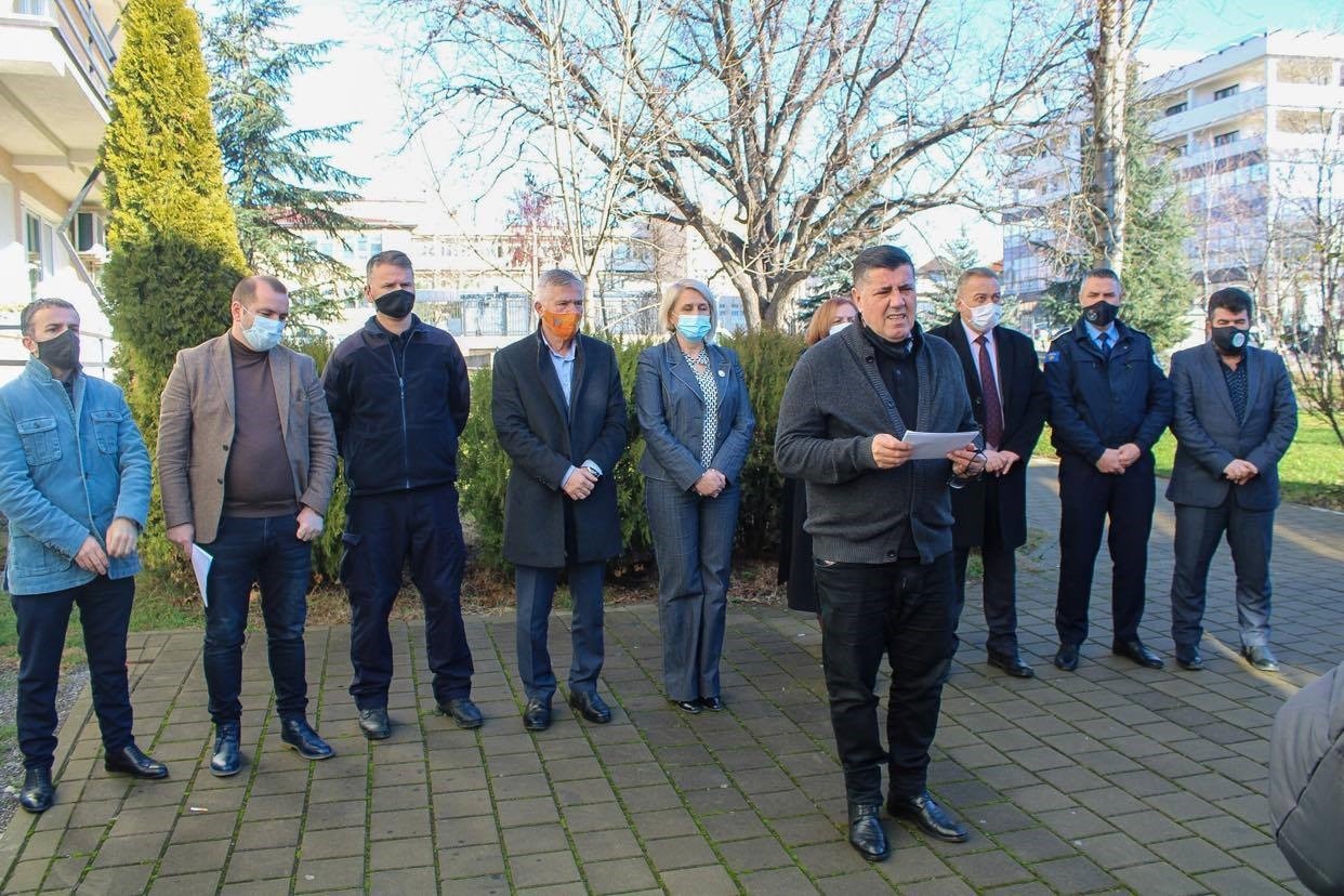 Haziri: Rënia e infeksionit me COVID-19 në Gjilan nuk lejon komoditet