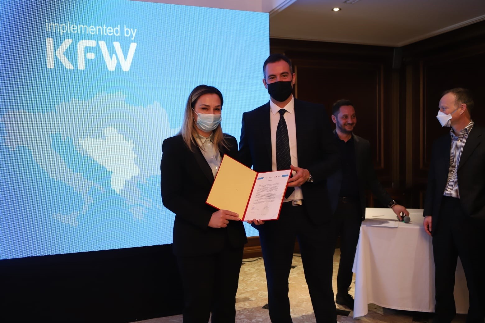 Gjermania e mbështet me 3 milionë euro arsimin profesional në Kosovë