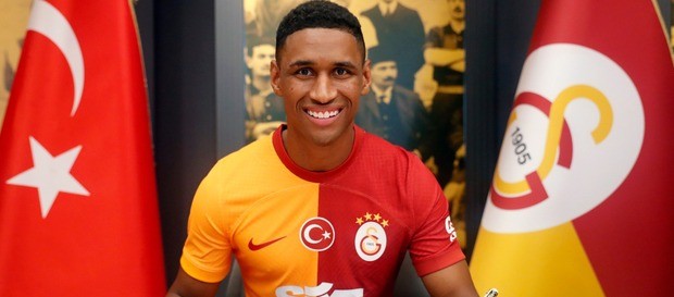 Galatasaray nënshkruan me brazilianin Tete