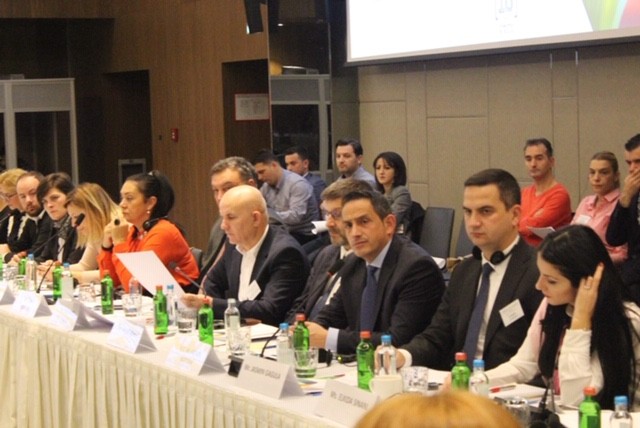 Matoshi në takimin e ministrave të Ballkanit, kërkon fonde për mjedisin