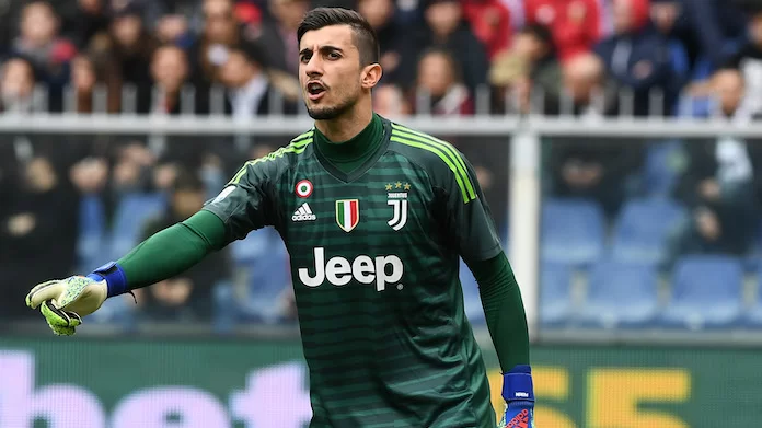 Juventusi rinovon kontratën me Mattia Perin deri në vitin 2025