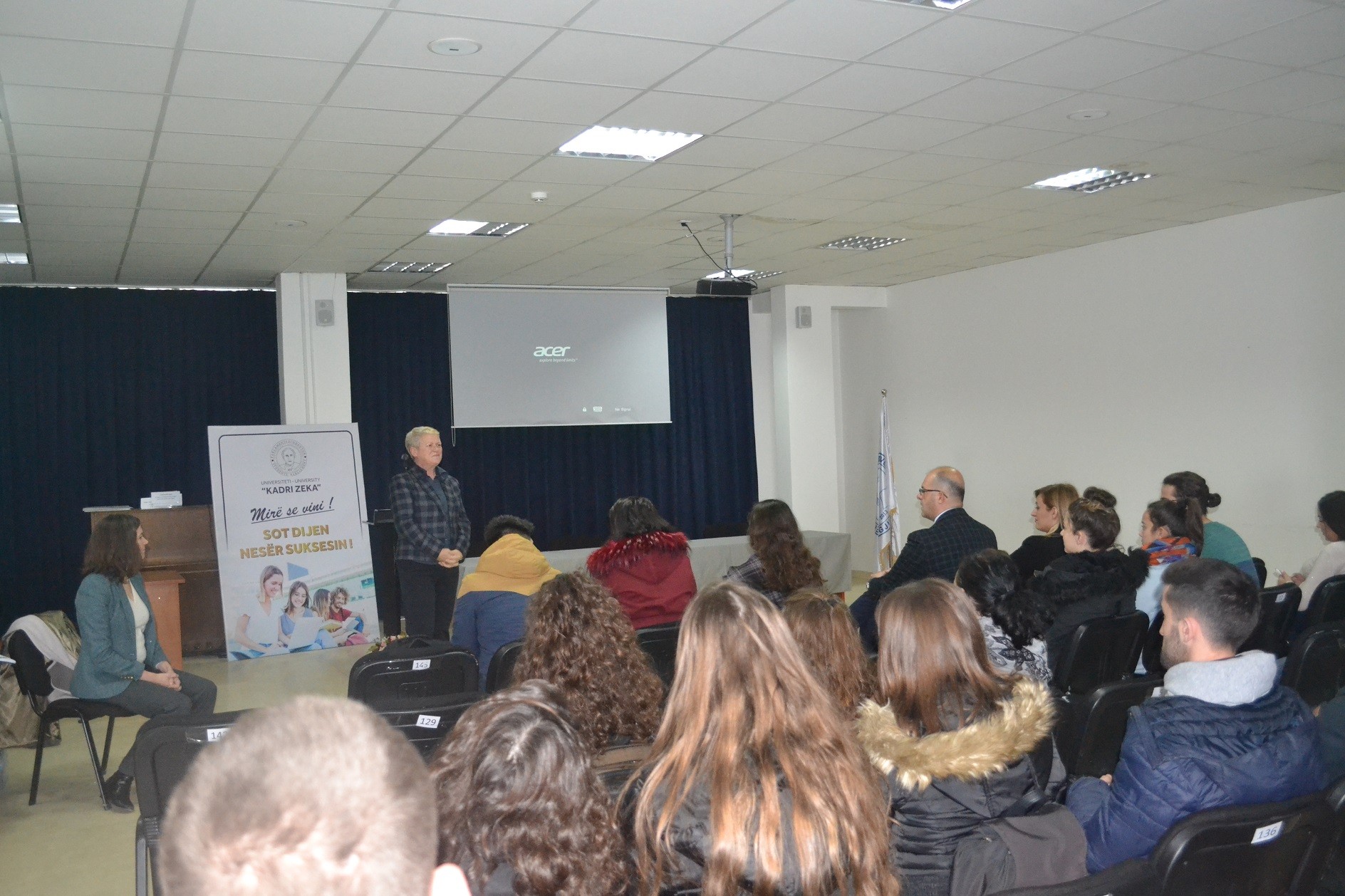 Mbahet sesion informues për Aplikim në programin Global