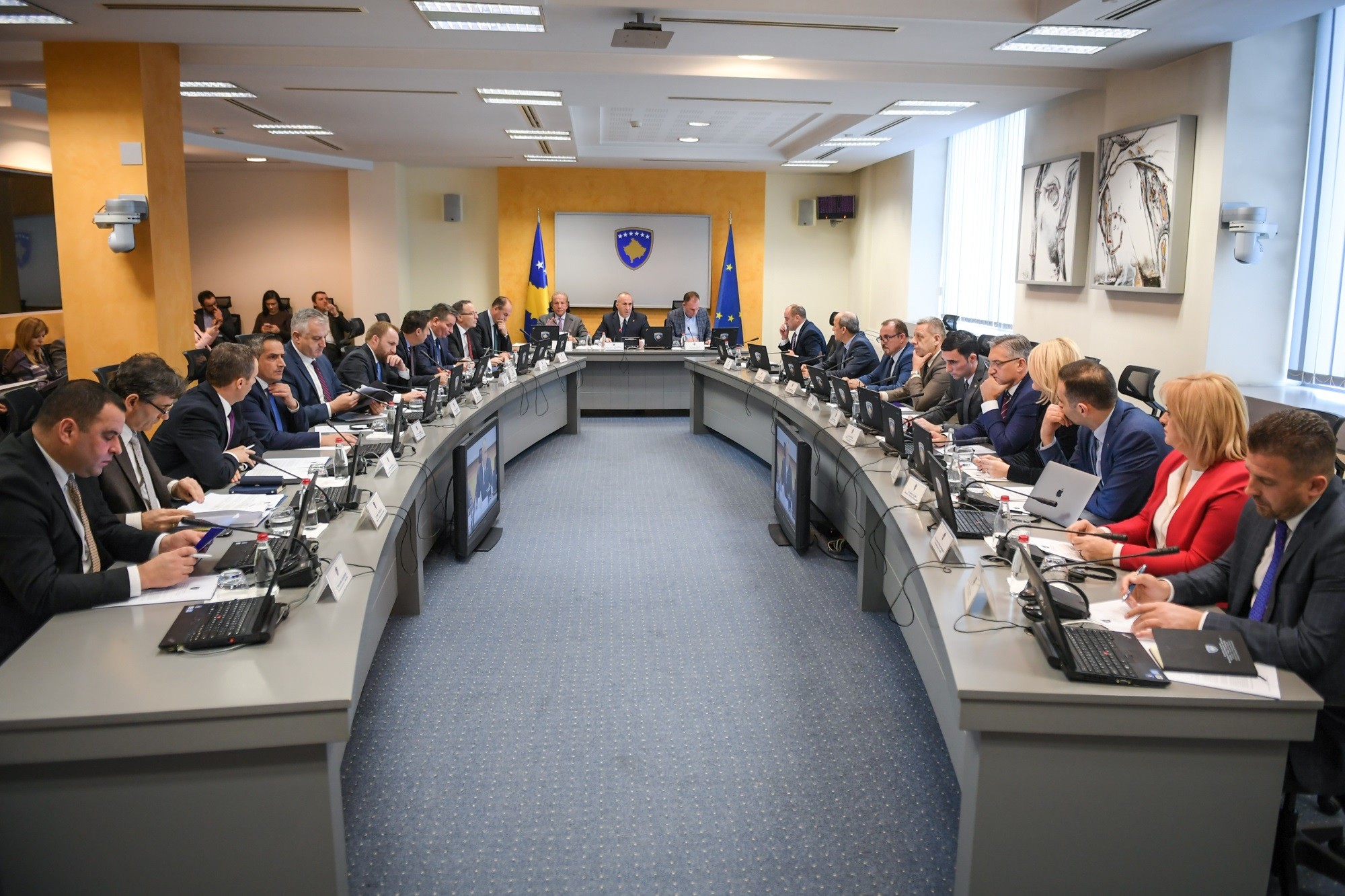 Qeveria miraton strategjin e bashkëpunimit me shoqërinë civile