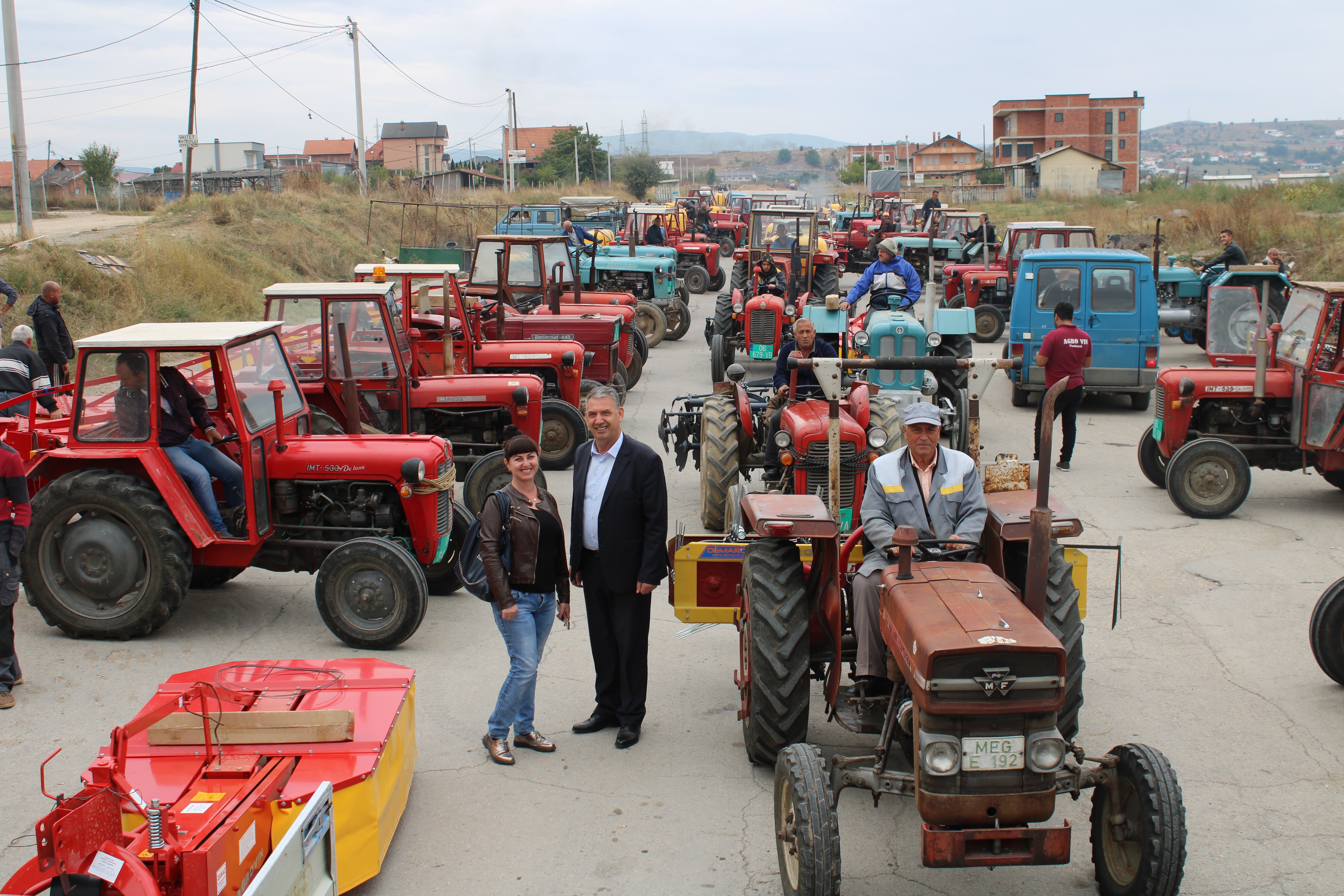 Gjilani shpërndan mekanizim bujqësor për 60 farmerë