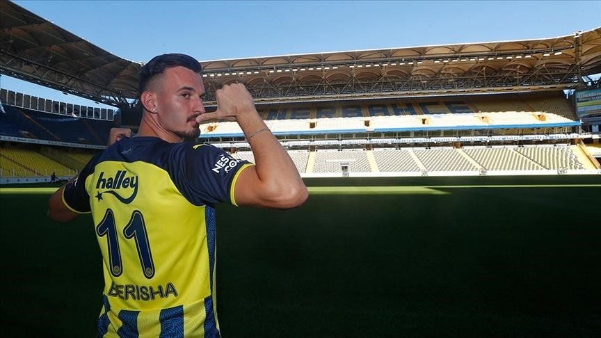 Mërgim Berisha transferohet në Fenerbahçe