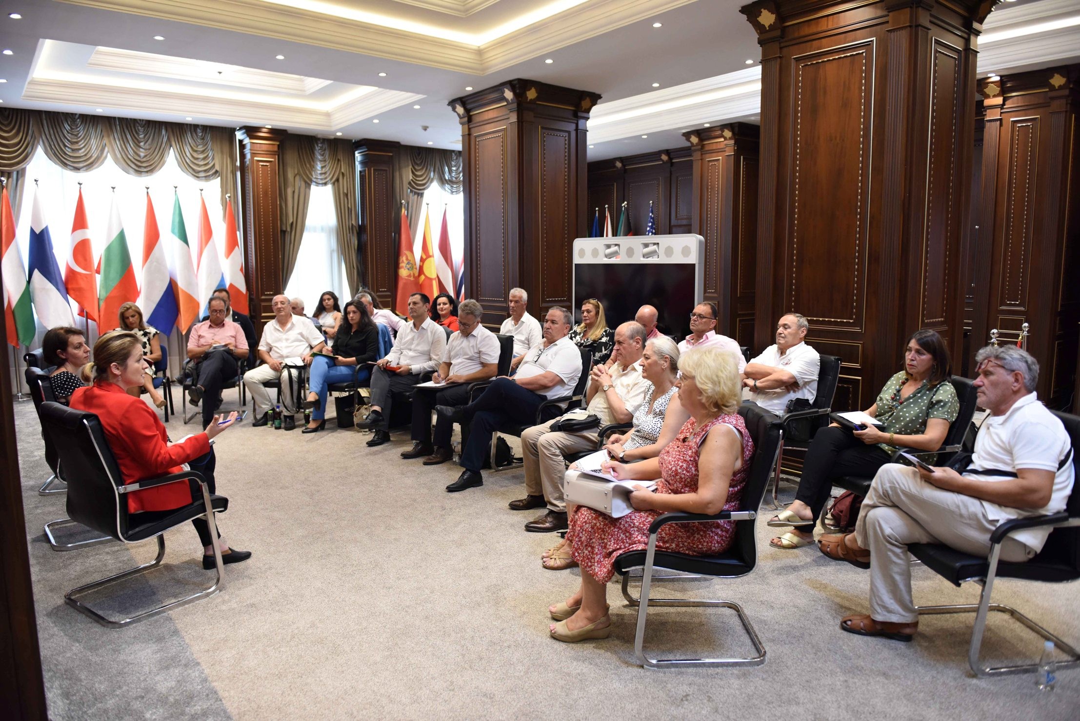 Gërvalla dhe Nagavci mbështesin mësuesit e diasporës për mësimin shqip
