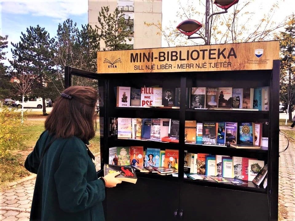 Prishtinës i shtohen edhe tri minibiblioteka 