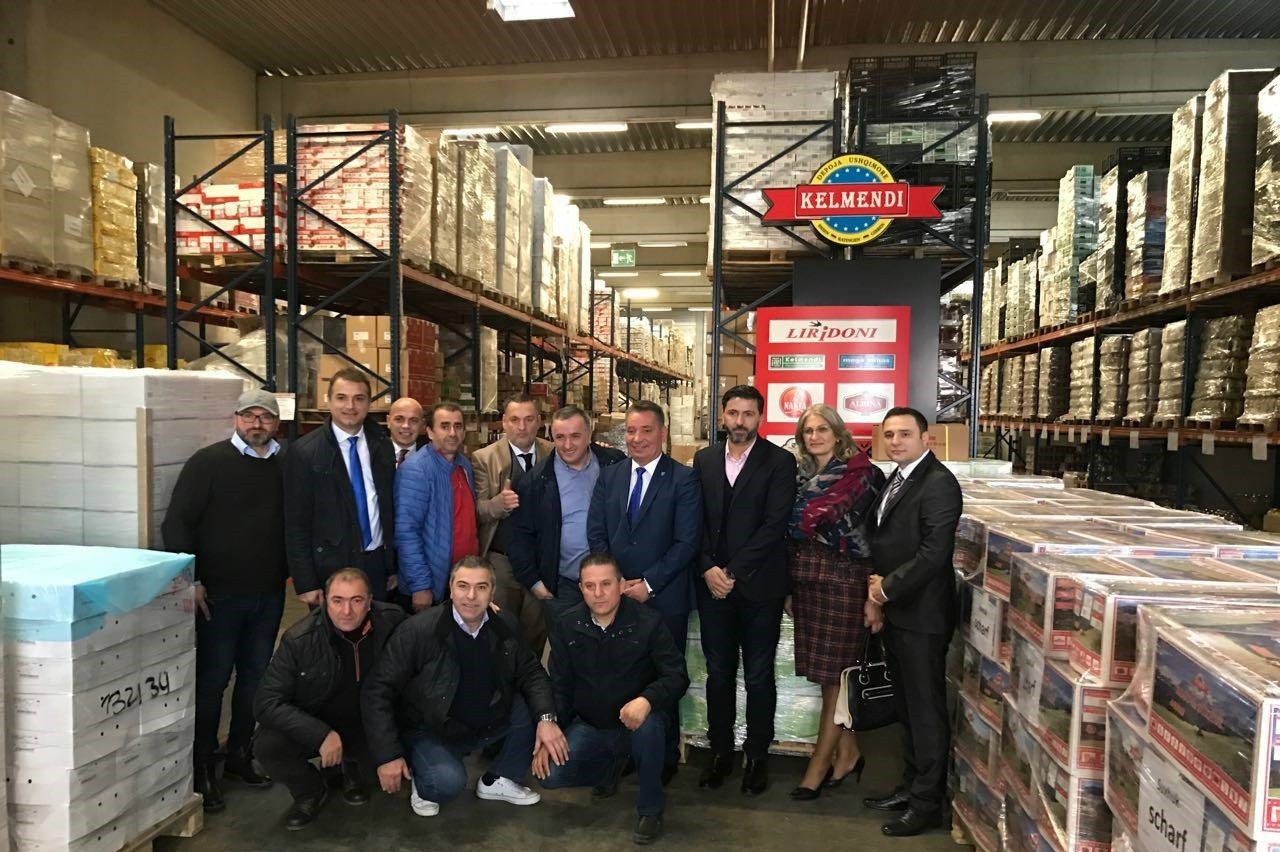 Ministri Lekaj takon ndërmarrësit shqiptarë në Gjermani