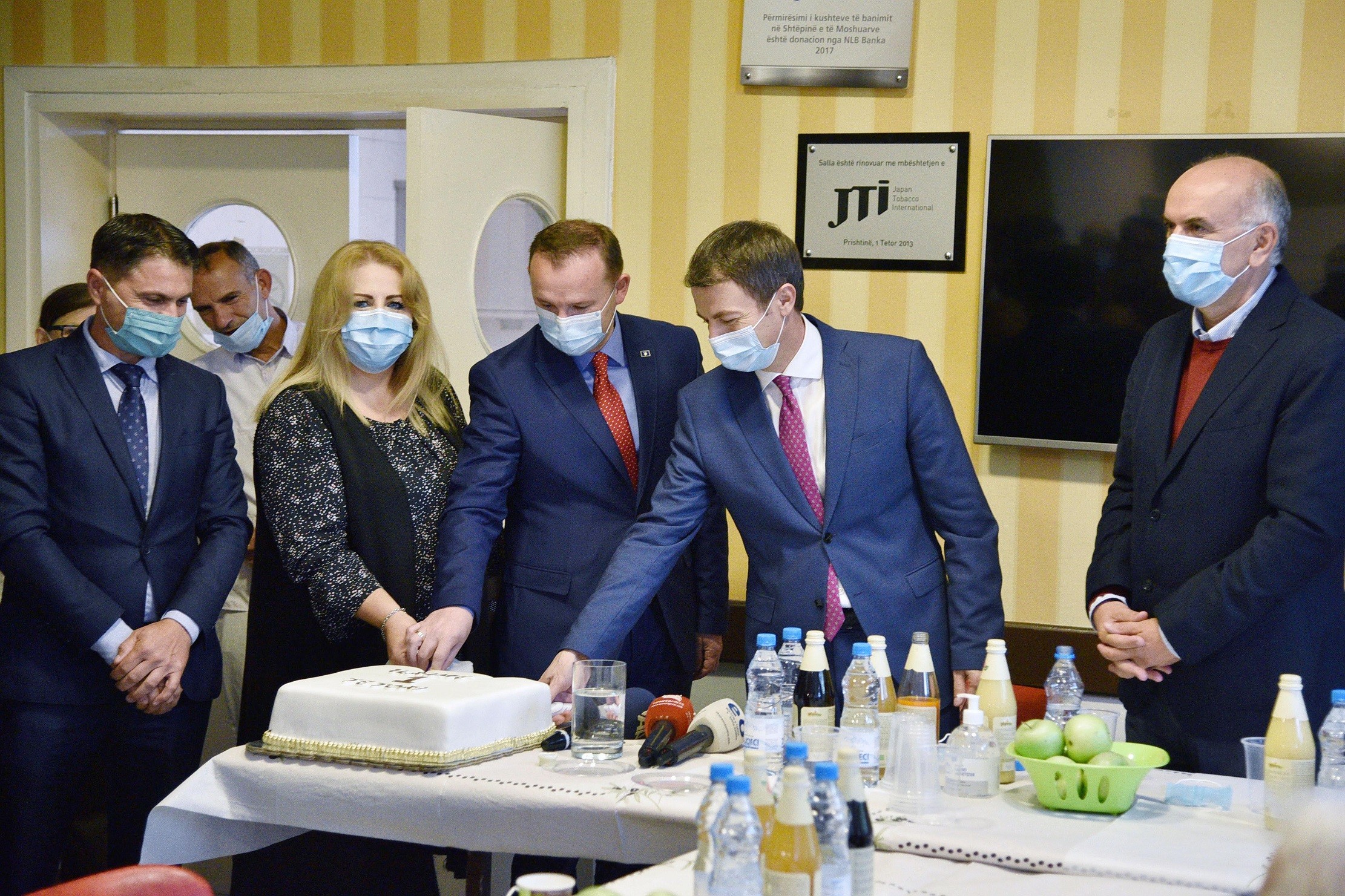 Ministri Reçica kërkon më shumë vëmendje shoqërore ndaj të Moshuarve