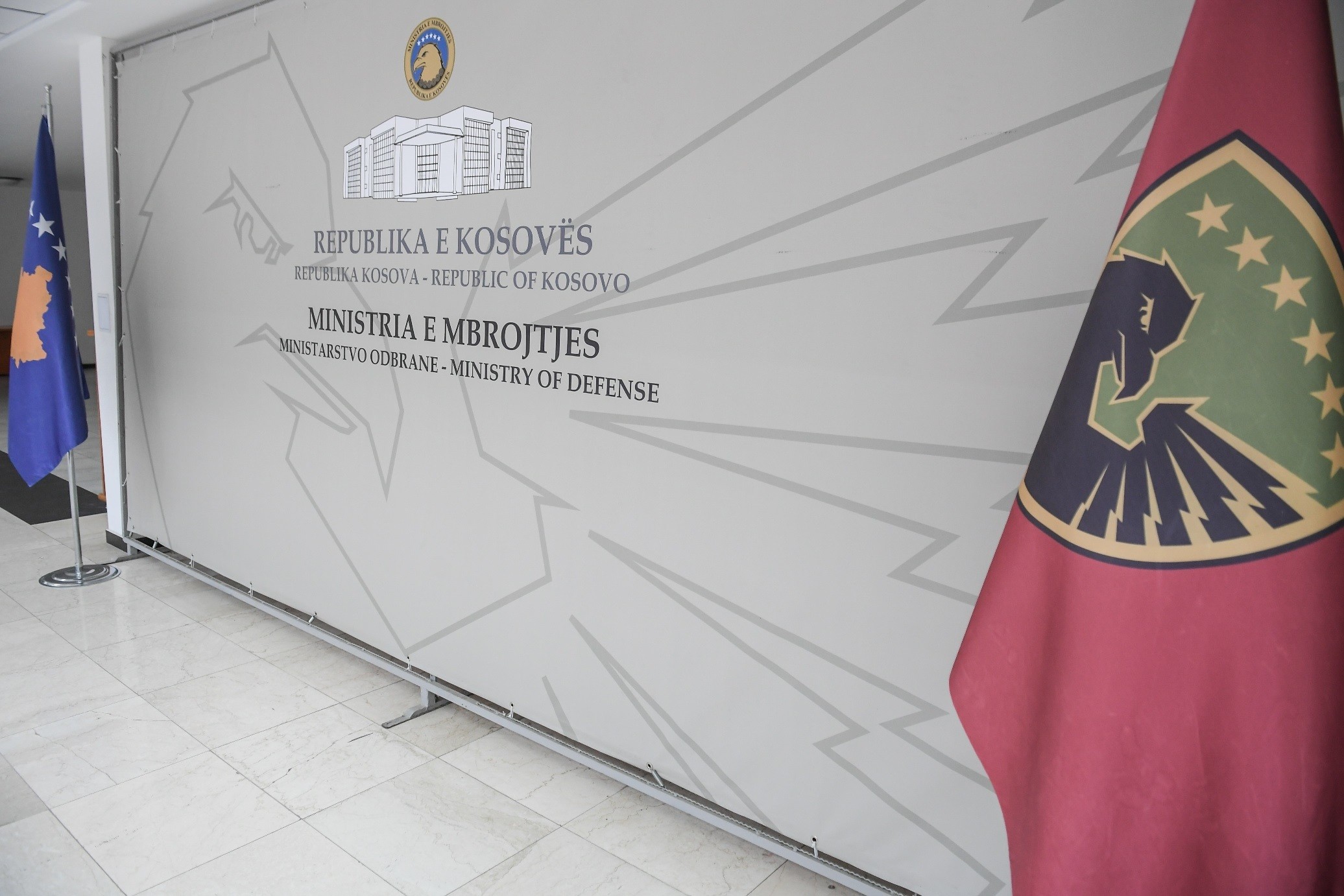 Gjermania dhuroi 500 mijë euro grant për Ministrinë e Mbrojtjes të Kosovës