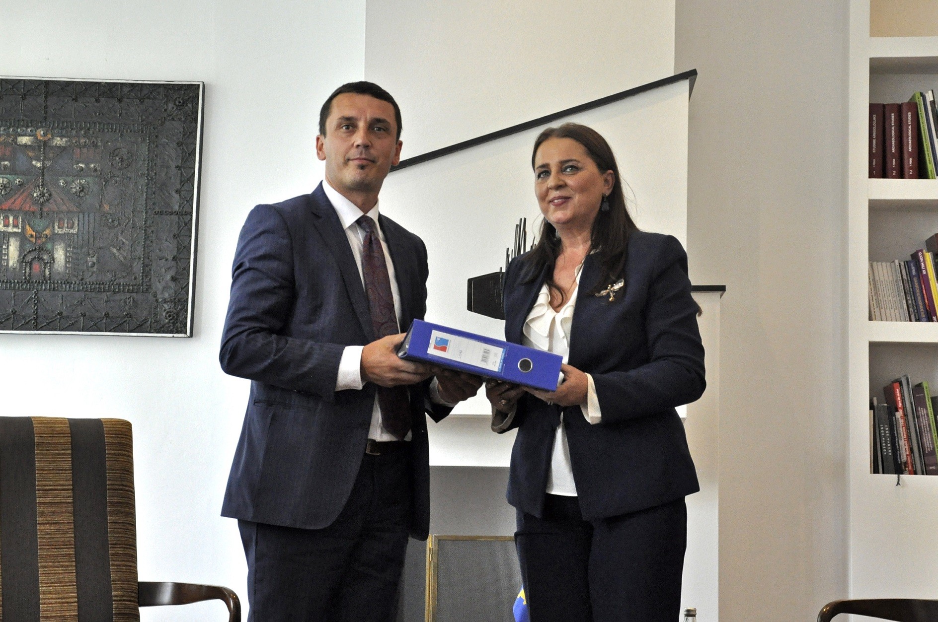 Ministri Kujtim Gashi merr detyrën e udhëheqjes së MKRS-së