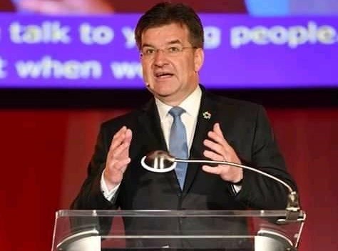 Dialogu Kosovë-Serbi është kthyer në rrugë