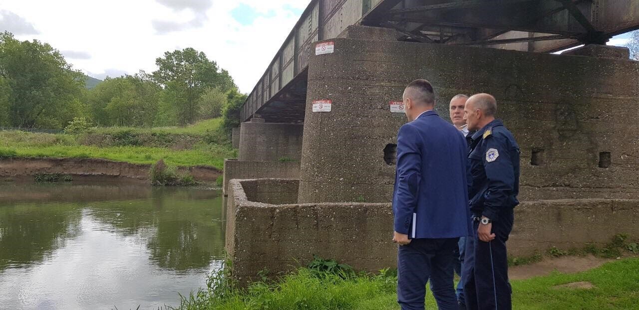 Mitrovica paralajmëron masa të shtuara sigurie afër lumenjve dhe liqeneve