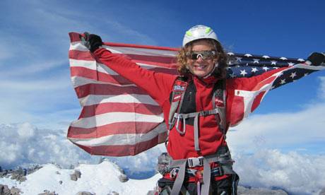 Një 13 vjeçar ngjit për herë të parë Everestin