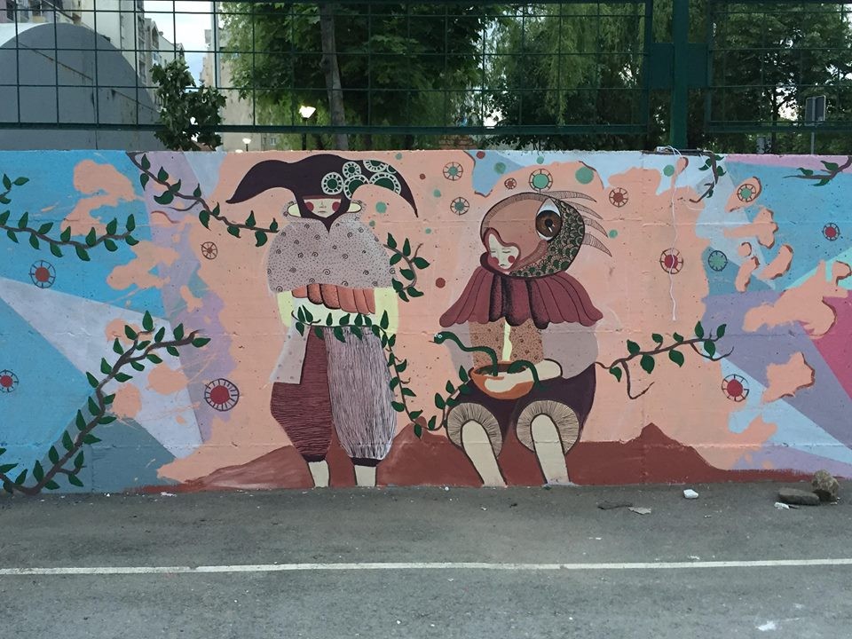 Përmbyllet projekti i vizatimit të mureve dhe hapjes së fushës sportive