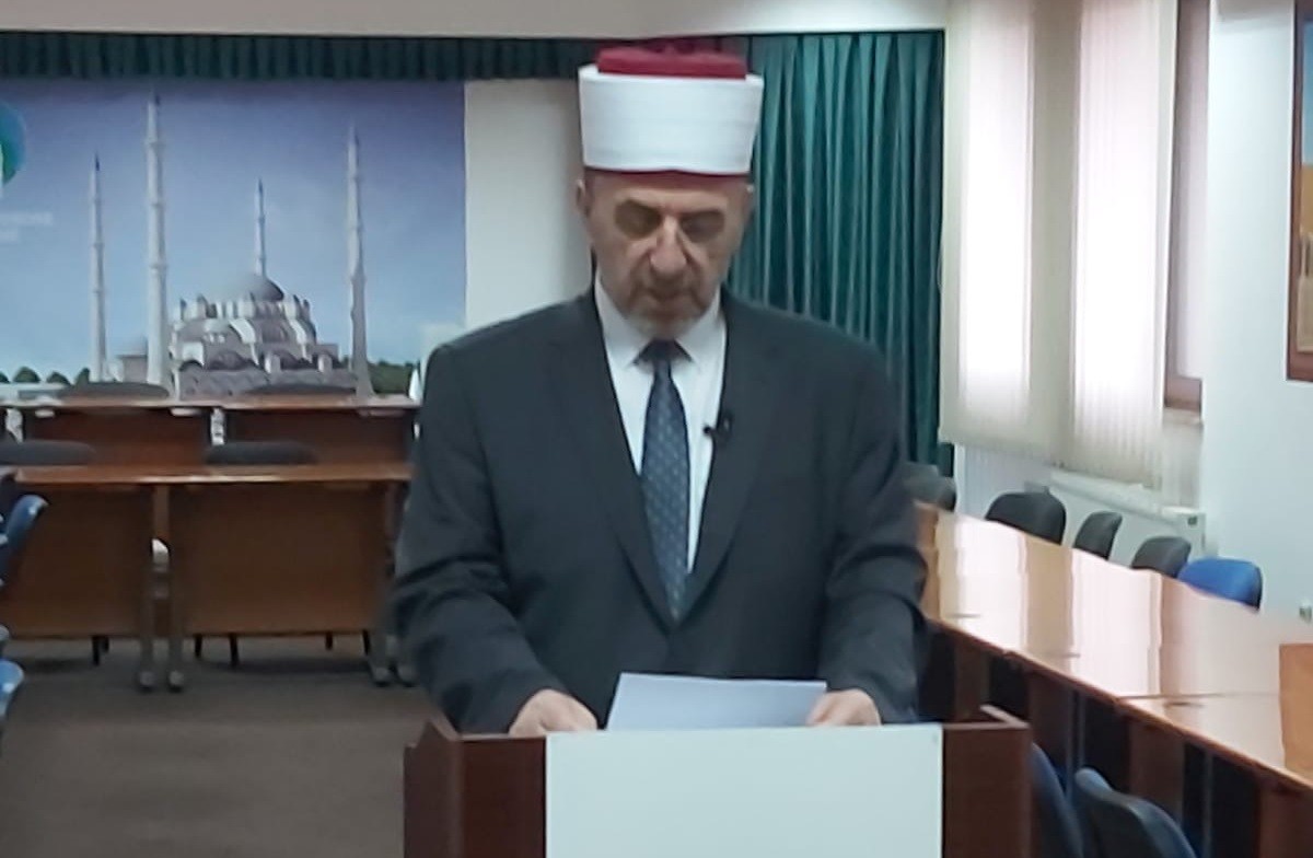 Bashkësia Islame e Kosovës pezullon faljen në xhamia 