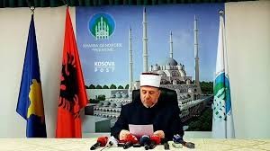 Bashkësia Islame shpërndanë dhurata për 70 fëmijë