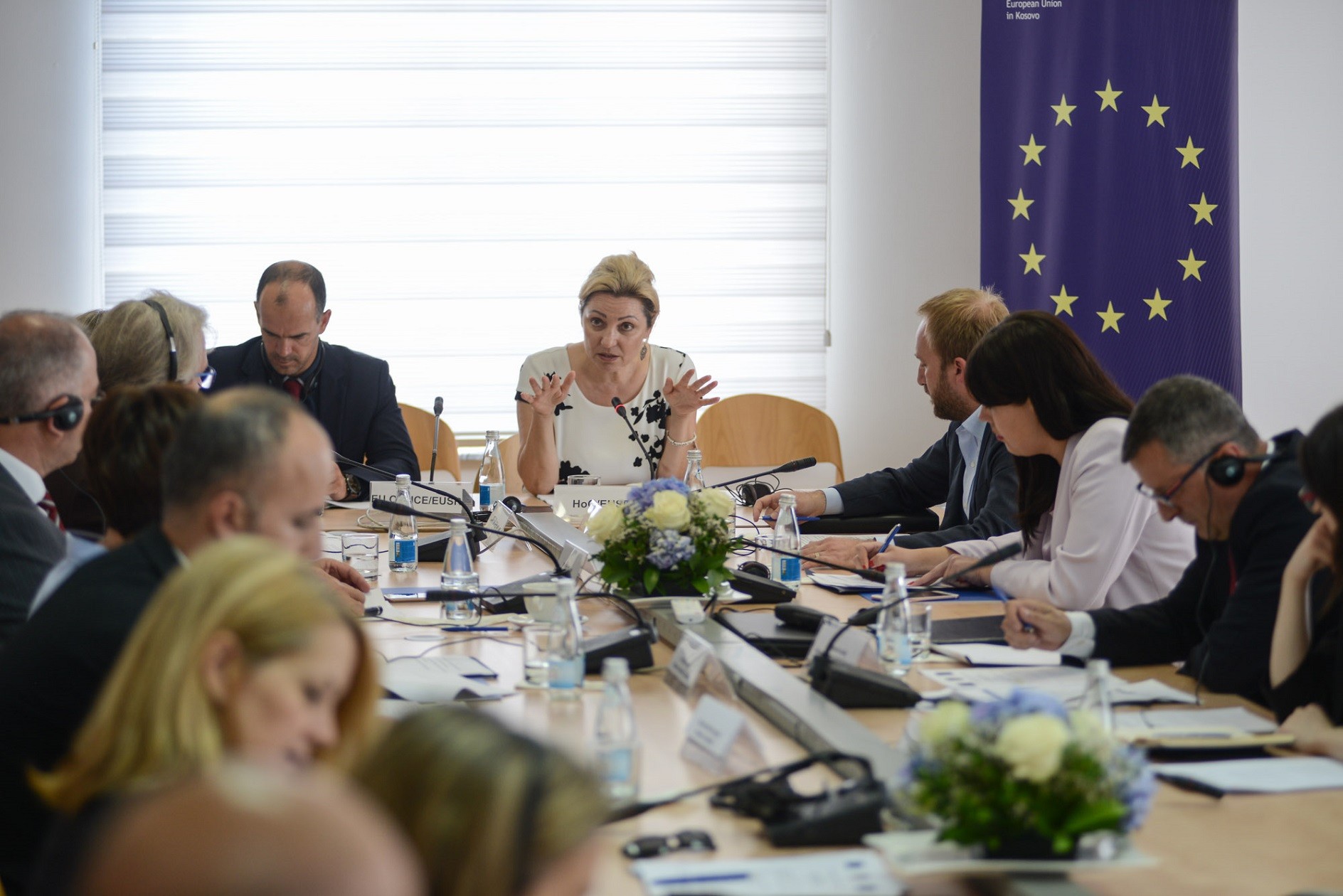 Zyrtarët publikë nën hetim te pezullohen nga puna