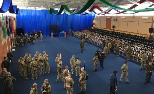 Gjeneral Federici i dorëzon Komandën e KFOR-it gjeneral Ferenc Kajari