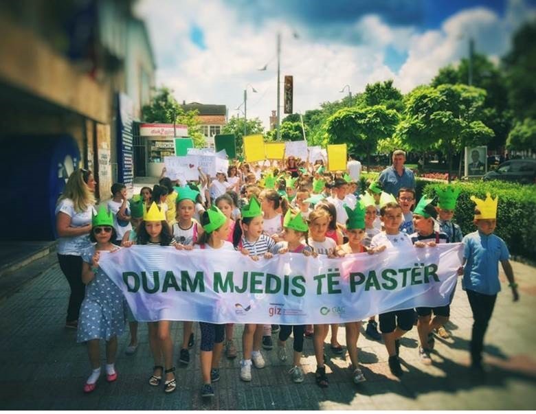 Në Ditën e Tokës promovohen sjelljet e mira mjedisore