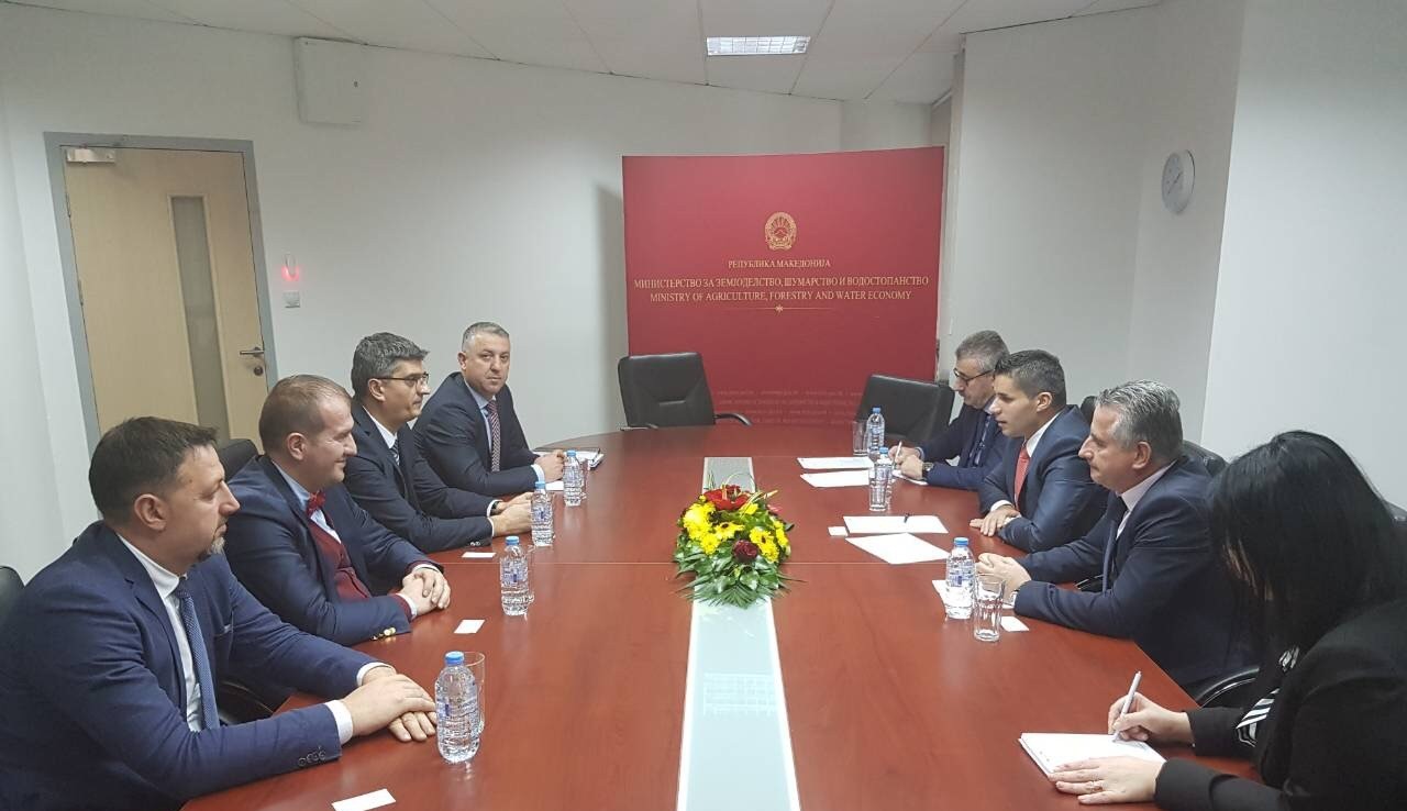 Ministri Rikalo vizitoi Ministrinë e Bujqësisë, Pylltarisë të Maqedonisë