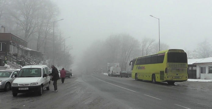 Mëngjesi me ngrica të dobëta, kërkohet kujdes në komunikacion