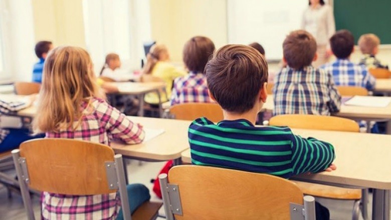 SBASHK po u cenon fëmijëve të drejtën kushtetuese për edukim dhe arsimim