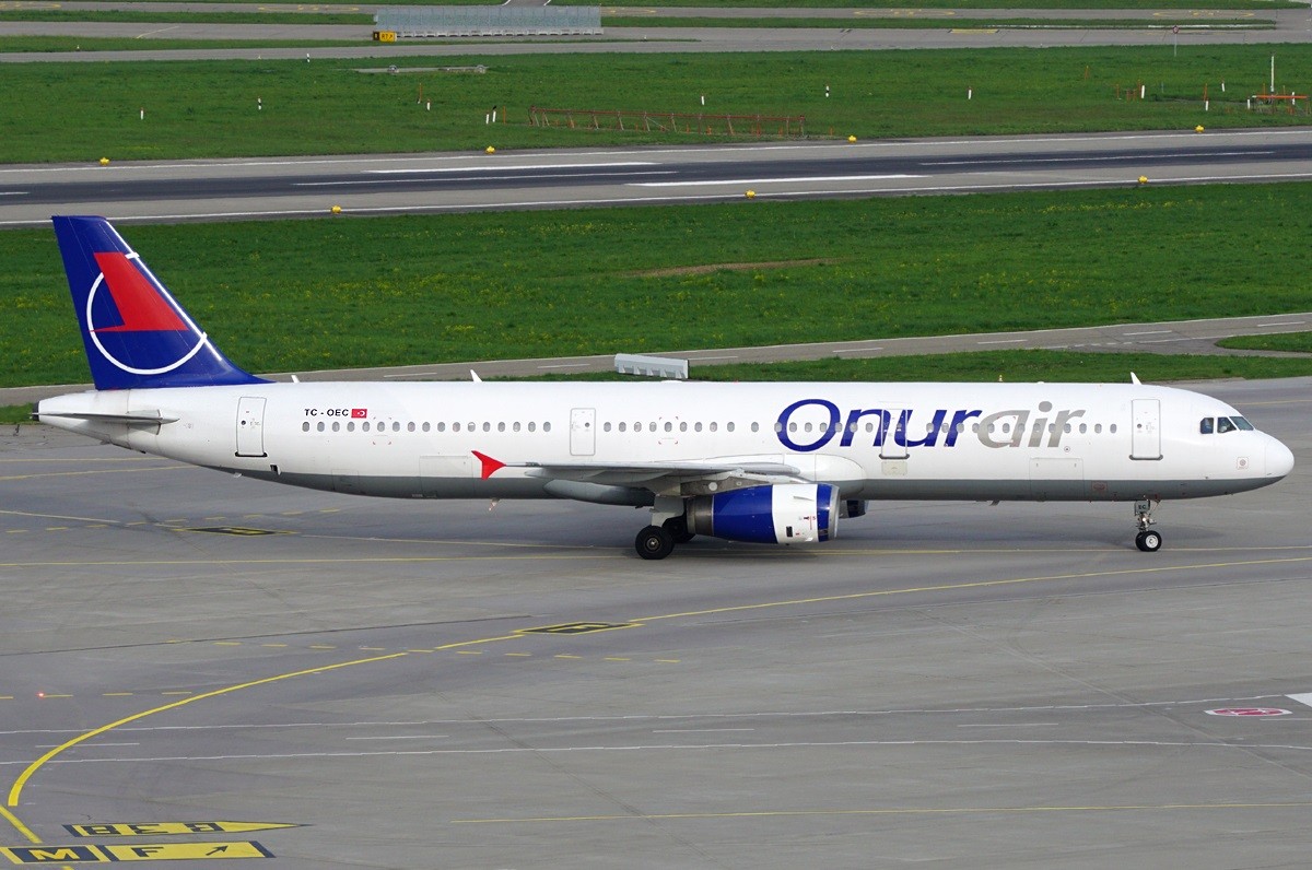 Fluturimi i Onur Air, Prishtinë - Antali me problem teknik