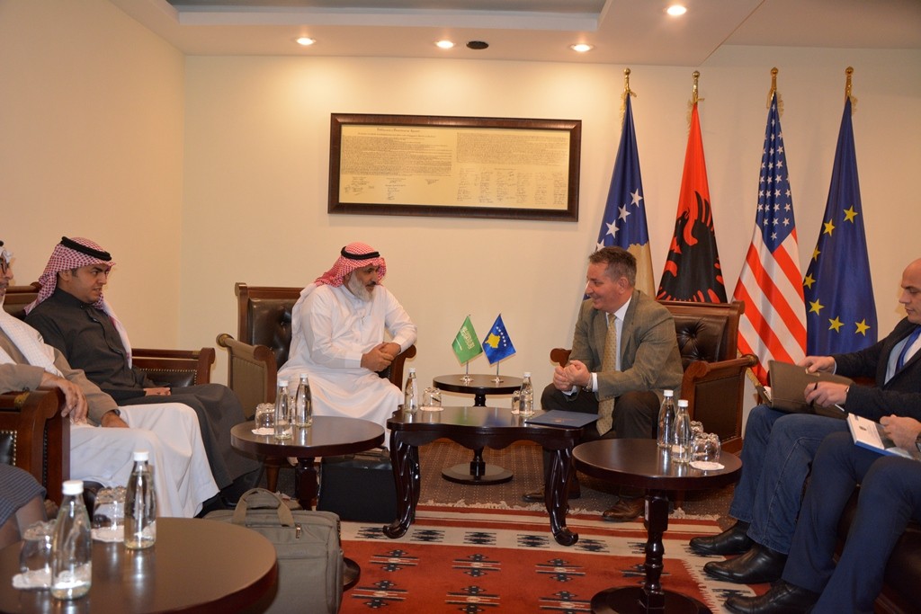 Arabia Saudite përkrahë Kosovën me projekte të infrastrukturës