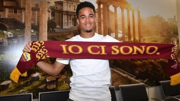 Roma ble sulmuesin Justin Kluivert për 20 milionë euro nga Ajax