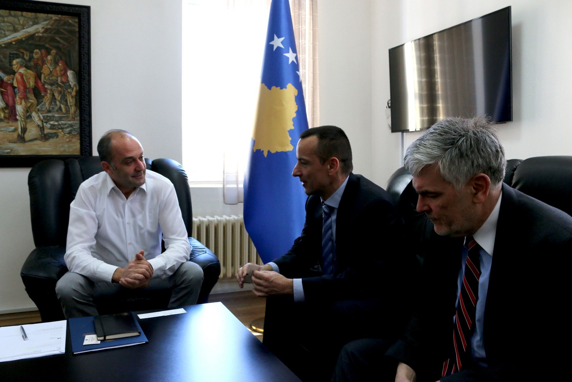 Amerikanët të interesuar për projekte të riciklimit dhe energjisë në Kosovë 